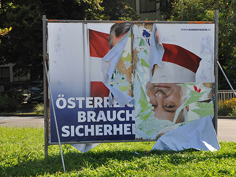 Wahlplakate Hofer Vandalismus